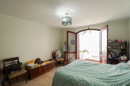 Casa para alugar com 350m², 4 quartos e 2 vagas Casa para alugar com 350m², 4 quartos e 2 vagasSuíte 4