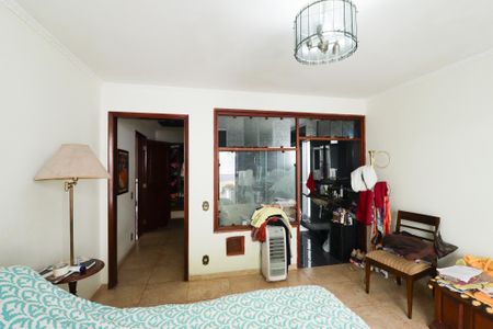 Casa para alugar com 350m², 4 quartos e 2 vagas Casa para alugar com 350m², 4 quartos e 2 vagasSuíte 4