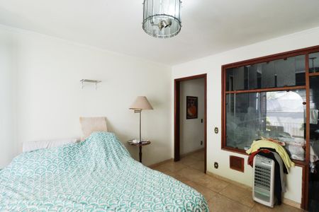 Casa para alugar com 350m², 4 quartos e 2 vagas Casa para alugar com 350m², 4 quartos e 2 vagasSuíte 4