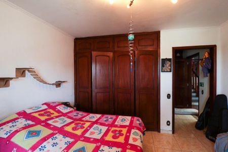 Casa para alugar com 350m², 4 quartos e 2 vagas Casa para alugar com 350m², 4 quartos e 2 vagasSuíte 2