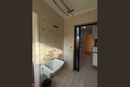 Apartamento à venda com 70m², 3 quartos e 1 vagaÁrea de Serviço