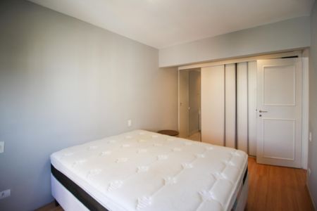 Apartamento à venda com 72m², 2 quartos e 2 vagasSuíte