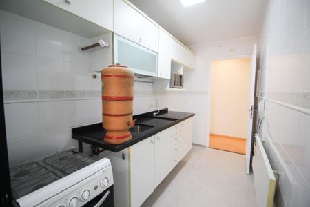 Apartamento à venda com 72m², 2 quartos e 2 vagasCozinha