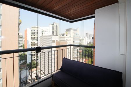 Varanda de apartamento à venda com 2 quartos, 72m² em Vila Nova Conceição, São Paulo