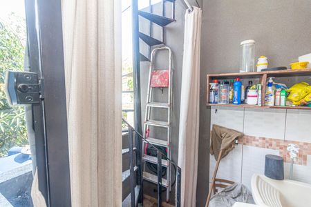Casa para alugar com 80m², 2 quartos e 1 vaga Casa para alugar com 80m², 2 quartos e 1 vagaÁrea de Serviço