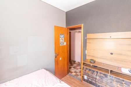 Casa para alugar com 80m², 2 quartos e 1 vaga Casa para alugar com 80m², 2 quartos e 1 vagaQuarto 1