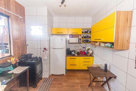 Casa para alugar com 80m², 2 quartos e 1 vaga Casa para alugar com 80m², 2 quartos e 1 vagaCozinha
