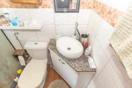 Casa para alugar com 80m², 2 quartos e 1 vaga Casa para alugar com 80m², 2 quartos e 1 vagaBanheiro