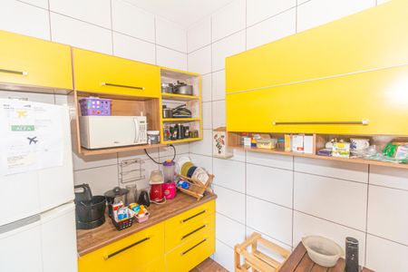 Casa para alugar com 80m², 2 quartos e 1 vaga Casa para alugar com 80m², 2 quartos e 1 vagaCozinha
