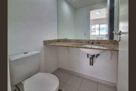 Apartamento à venda com 70m², 2 quartos e 1 vagaBanheiro da Suíte