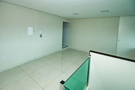 Casa à venda com 2 quartos, 70m² em Jardim Leblon, Belo Horizonte