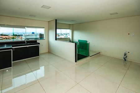 Casa à venda com 2 quartos, 70m² em Jardim Leblon, Belo Horizonte