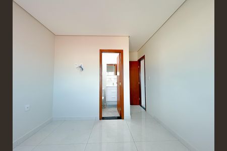 Casa à venda com 70m², 2 quartos e 1 vaga Casa à venda com 70m², 2 quartos e 1 vagaSuíte