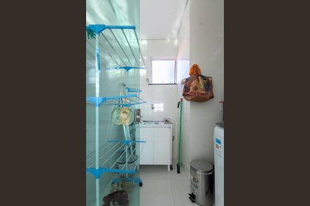 Casa para alugar com 70m², 2 quartos e 1 vagaÁrea de Serviço