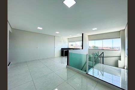 Casa à venda com 2 quartos, 70m² em Jardim Leblon, Belo Horizonte