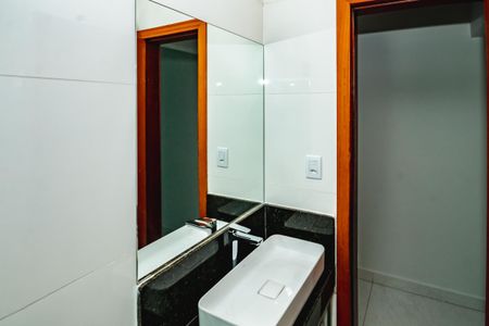 Casa à venda com 2 quartos, 70m² em Jardim Leblon, Belo Horizonte