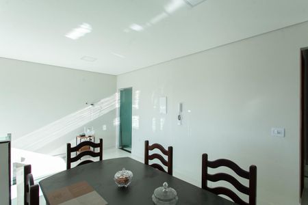 Casa para alugar com 70m², 2 quartos e 1 vagaSala