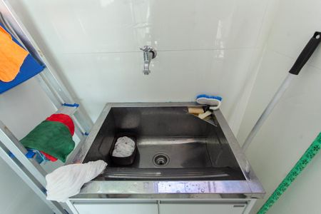 Casa para alugar com 70m², 2 quartos e 1 vagaÁrea de Serviço