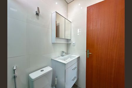 Banheiro da Suíte de casa à venda com 2 quartos, 70m² em Jardim Leblon, Belo Horizonte
