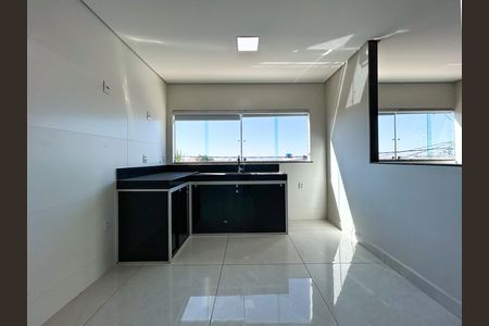 Casa à venda com 70m², 2 quartos e 1 vaga Casa à venda com 70m², 2 quartos e 1 vagaCozinha