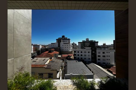 Apartamento à venda com 84m², 3 quartos e 2 vagas Apartamento à venda com 84m², 3 quartos e 2 vagasVista da Sala