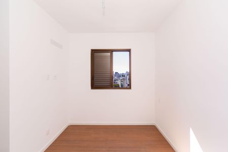 Apartamento à venda com 84m², 3 quartos e 2 vagas Apartamento à venda com 84m², 3 quartos e 2 vagasQuarto 3