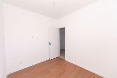 Apartamento à venda com 84m², 3 quartos e 2 vagas Apartamento à venda com 84m², 3 quartos e 2 vagasQuarto 2