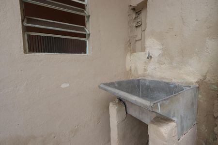 Casa para alugar com 30m², 1 quarto e sem vagaÁrea de Serviço