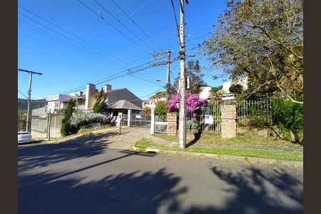 Casa à venda com 259m², 3 quartos e 2 vagasFachada