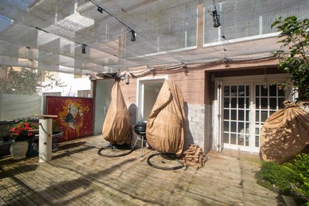 Casa à venda com 259m², 3 quartos e 2 vagasQuintal