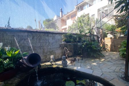 Casa à venda com 259m², 3 quartos e 2 vagasQuintal