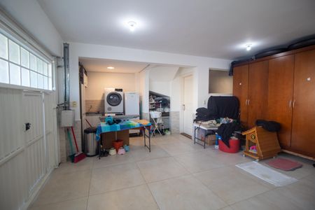 Casa à venda com 259m², 3 quartos e 2 vagasGaragem