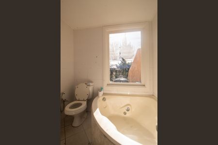 Casa à venda com 259m², 3 quartos e 2 vagasBanheiro da Suíte