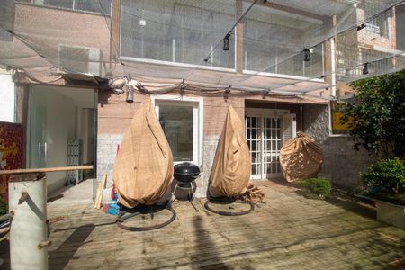 Casa à venda com 259m², 3 quartos e 2 vagasQuintal