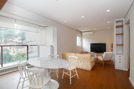 Sala de Estar e Jantar de apartamento para alugar com 1 quarto, 60m² em Pinheiros, São Paulo