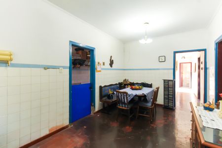 Casa à venda com 120m², 3 quartos e 3 vagas Casa à venda com 120m², 3 quartos e 3 vagasCozinha