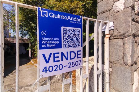 Casa à venda com 120m², 3 quartos e 3 vagas Casa à venda com 120m², 3 quartos e 3 vagasPlaca