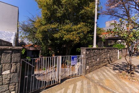 Casa à venda com 120m², 3 quartos e 3 vagas Casa à venda com 120m², 3 quartos e 3 vagasFachada