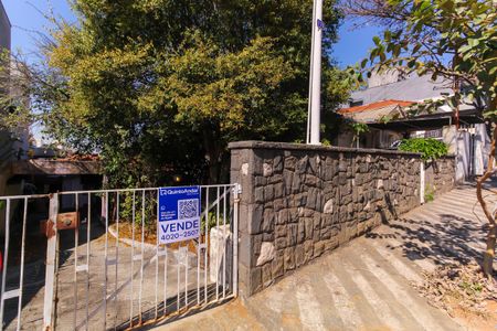 Casa à venda com 120m², 3 quartos e 3 vagas Casa à venda com 120m², 3 quartos e 3 vagasFachada