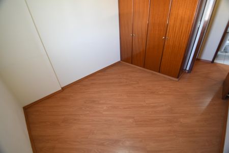 Apartamento à venda com 95m², 3 quartos e 1 vagaQuarto 2