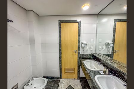 Studio à venda com 32m², 1 quarto e sem vagaBanheiro Social