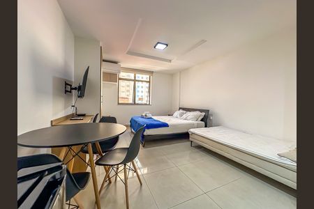 Studio à venda com 32m², 1 quarto e sem vagaStudio