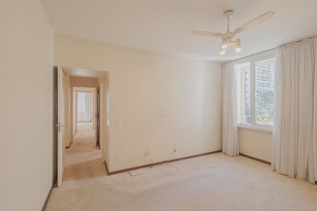 Apartamento à venda com 291m², 3 quartos e 2 vagas Apartamento à venda com 291m², 3 quartos e 2 vagasSuíte