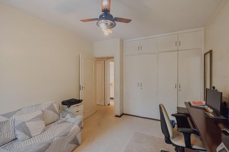 Apartamento à venda com 291m², 3 quartos e 2 vagasQuarto 2