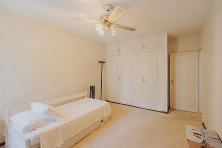 Apartamento à venda com 291m², 3 quartos e 2 vagasQuarto 1