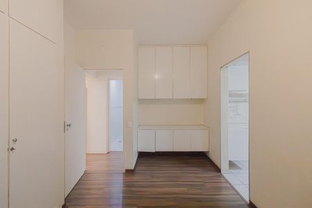Apartamento à venda com 291m², 3 quartos e 2 vagas Apartamento à venda com 291m², 3 quartos e 2 vagasSala de Jantar