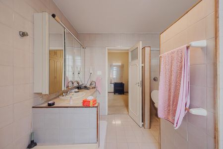 Apartamento à venda com 291m², 3 quartos e 2 vagasBanheiro da Suíte