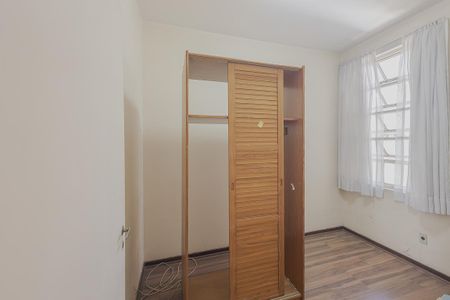Apartamento à venda com 291m², 3 quartos e 2 vagas Apartamento à venda com 291m², 3 quartos e 2 vagasÁrea de Serviço