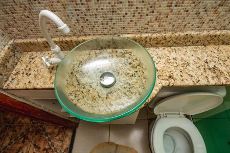 Apartamento à venda com 48m², 2 quartos e 1 vagaBanheiro Social