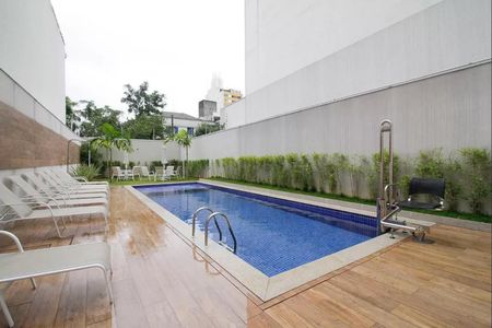 Apartamento à venda com 52m², 2 quartos e 2 vagas Apartamento à venda com 52m², 2 quartos e 2 vagasÁrea comum - Piscina